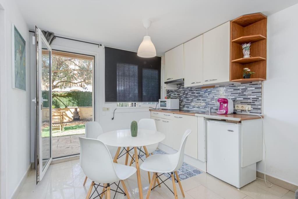 Casita Con Jardin, Bbq, Wifi, Centro Y Playa Villa Empuriabrava Eksteriør bilde